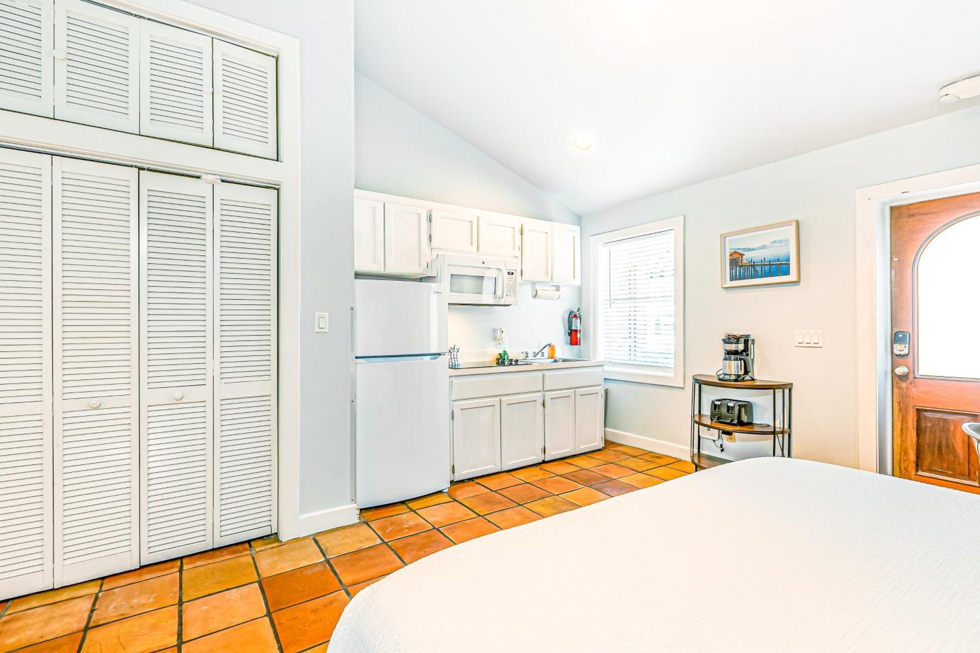 Southernmost Sanctuary Villa Key West Room photo